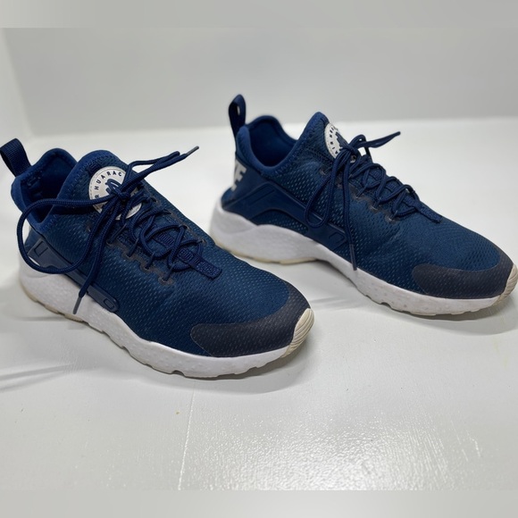 Women’s Nike Air Huarache navy blue size EU 37.5 is 7-7.5 - Picture 2 of 10
